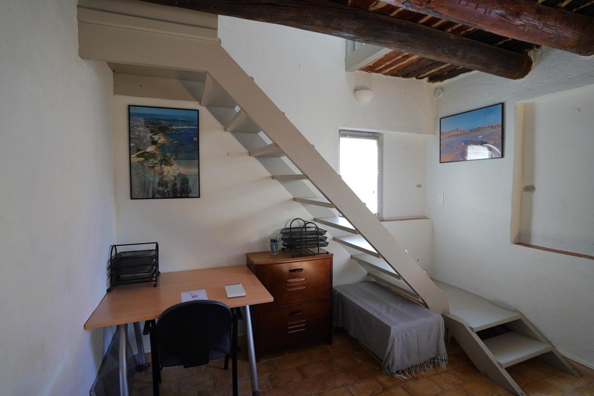 Maison De Village Provencal Ventabren Eksteriør billede